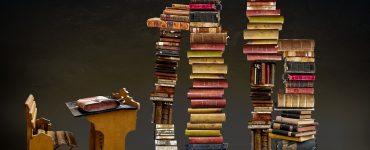 Книги "расскажут" свои истории в новокузнецкой библиотеке