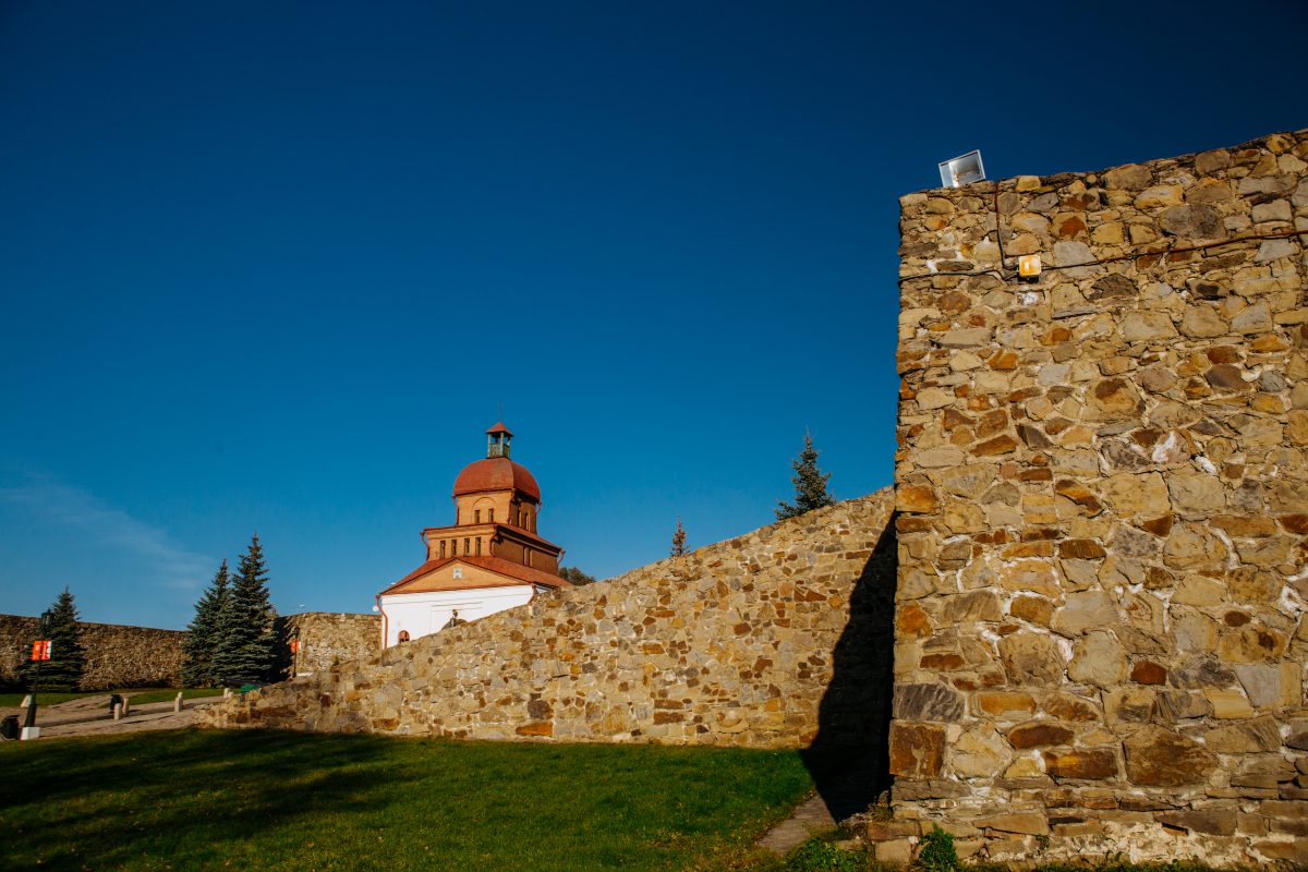 Крепость в новокузнецке фото