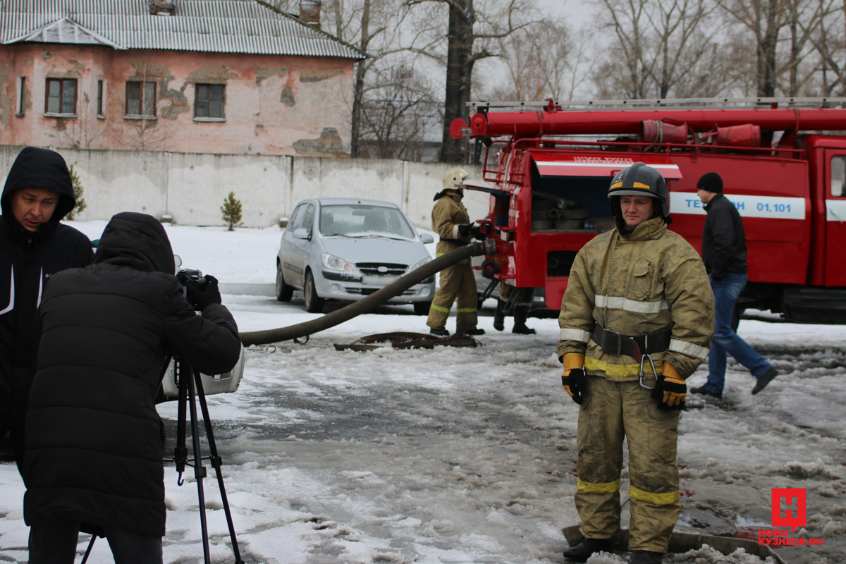 Город новостей новокузнецк. 15 Пожарная часть Новокузнецк. Пожарная часть 4 Новокузнецк. Пожарная часть 12 Новокузнецк. Пожарная часть 3 Новокузнецк.