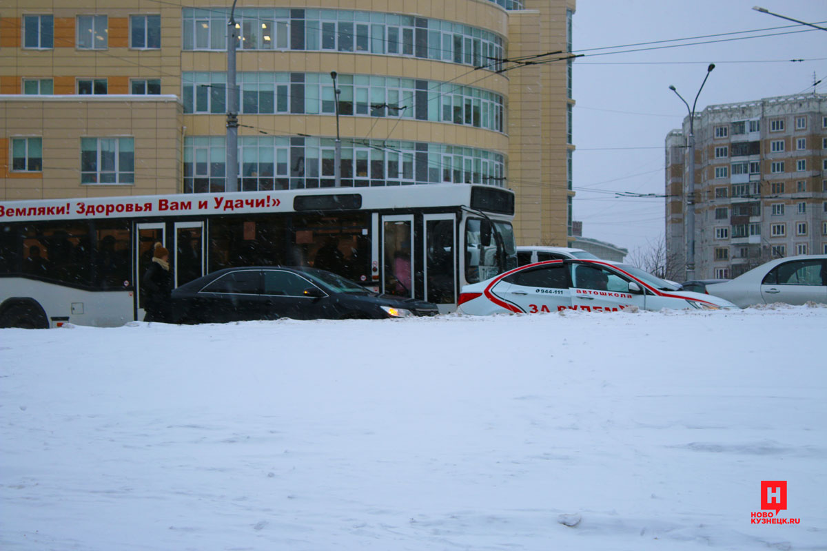 Новокузнецк ру. Машина Новокузнецк. Питер авто Новокузнецк. Учебные машины Новокузнецк. Фото авто Новокузнецк.