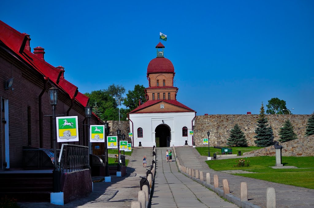 Крепость в новокузнецке фото