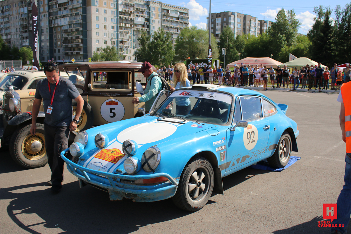 Новокузнецк ру. Пробег Париж Пекин в Павлодаре фото.