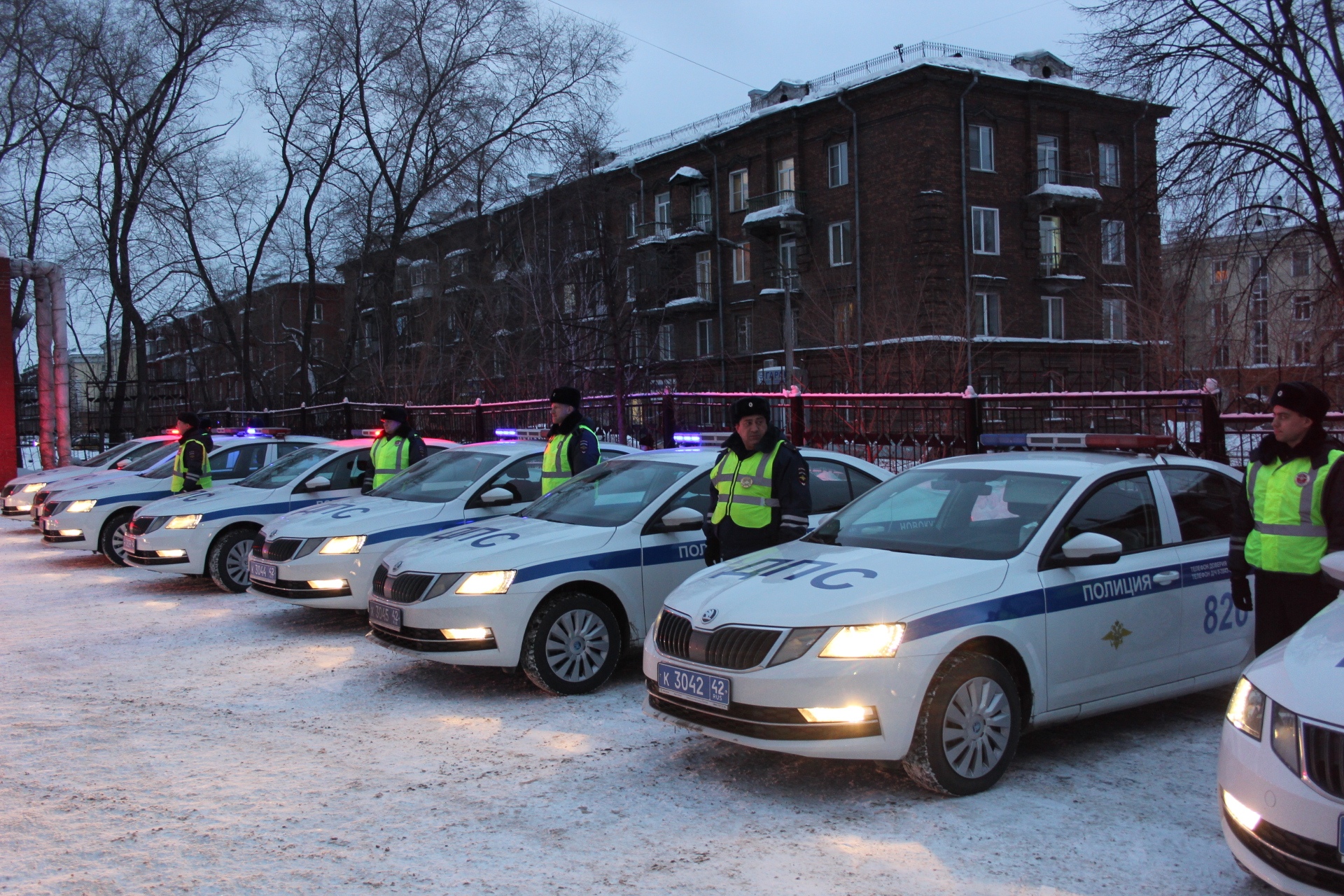 Областное гаи. Новокузнецк ГАИ 2020. ДПС Новокузнецк Skoda. ДПС Кемерово автопарк. ГИБДД ДПС Новокузнецк.