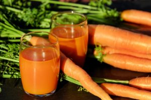 carrot juice 1623157 1920