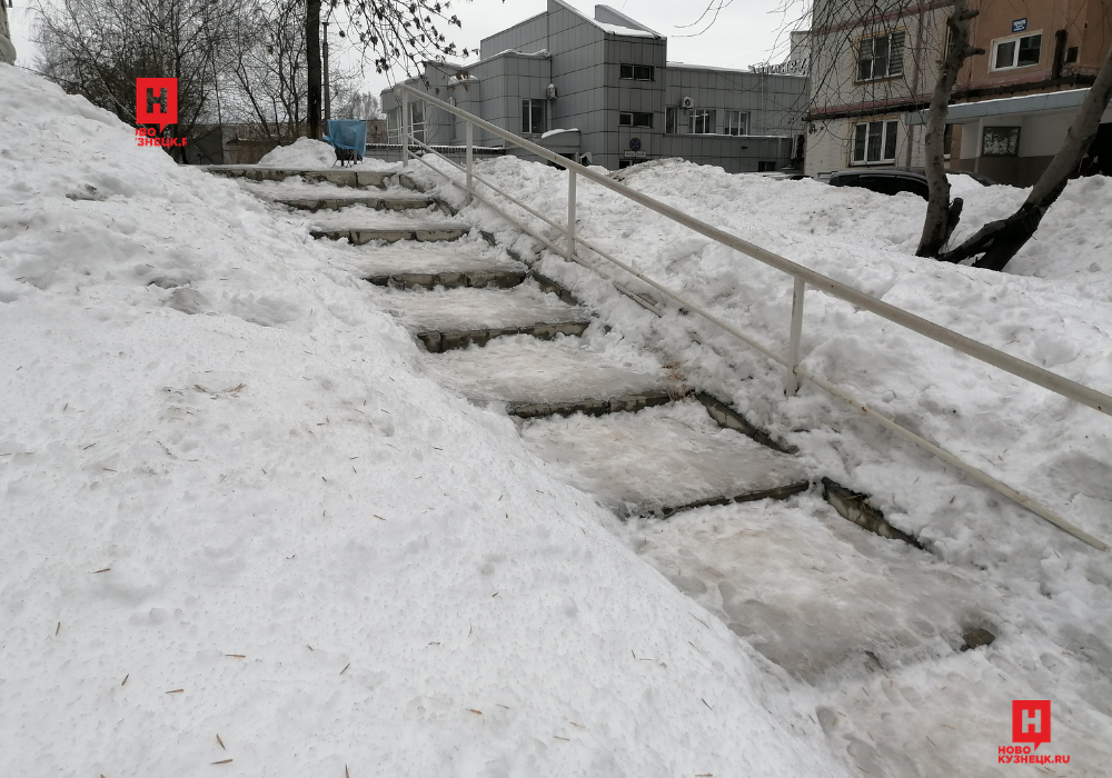 Снег в Новокузнецке. Новокузнецк климат. Погода в Новокузнецке сейчас. Гололед в Новокузнецке сегодня. Погода в новокузнецке в марте 2024 года